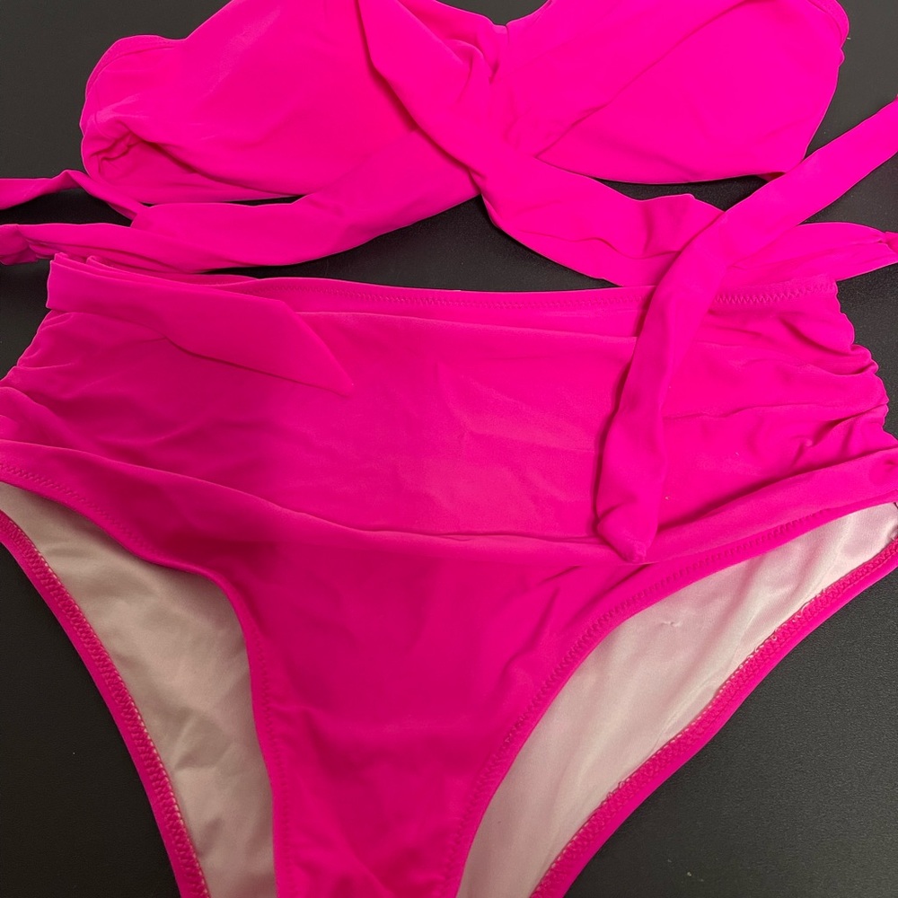 Chic Hot Pink Bikini Set